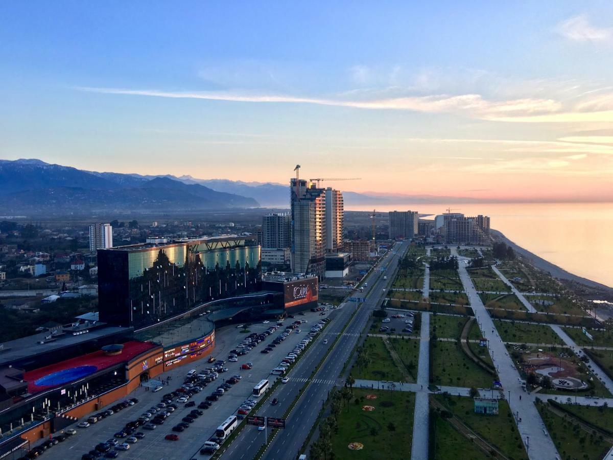 Coast Batumi Apart Hotel Exteriör bild