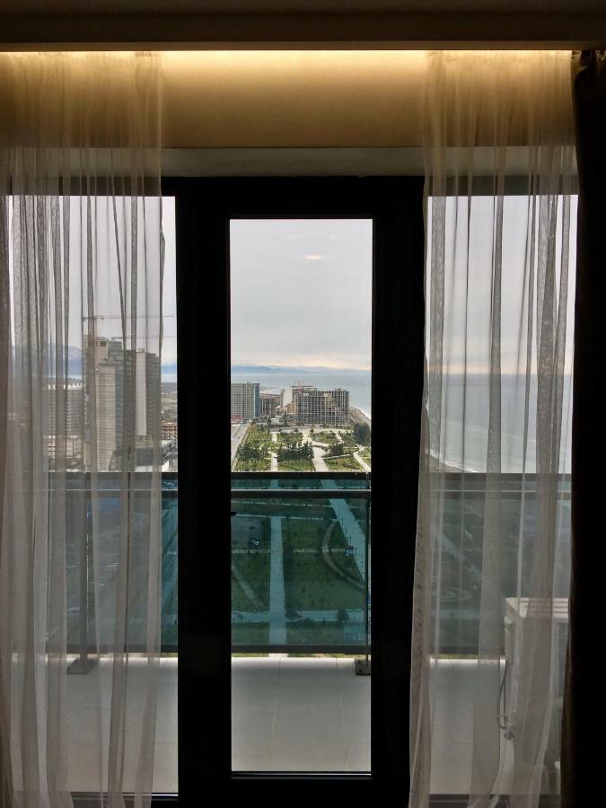 Coast Batumi Apart Hotel Exteriör bild