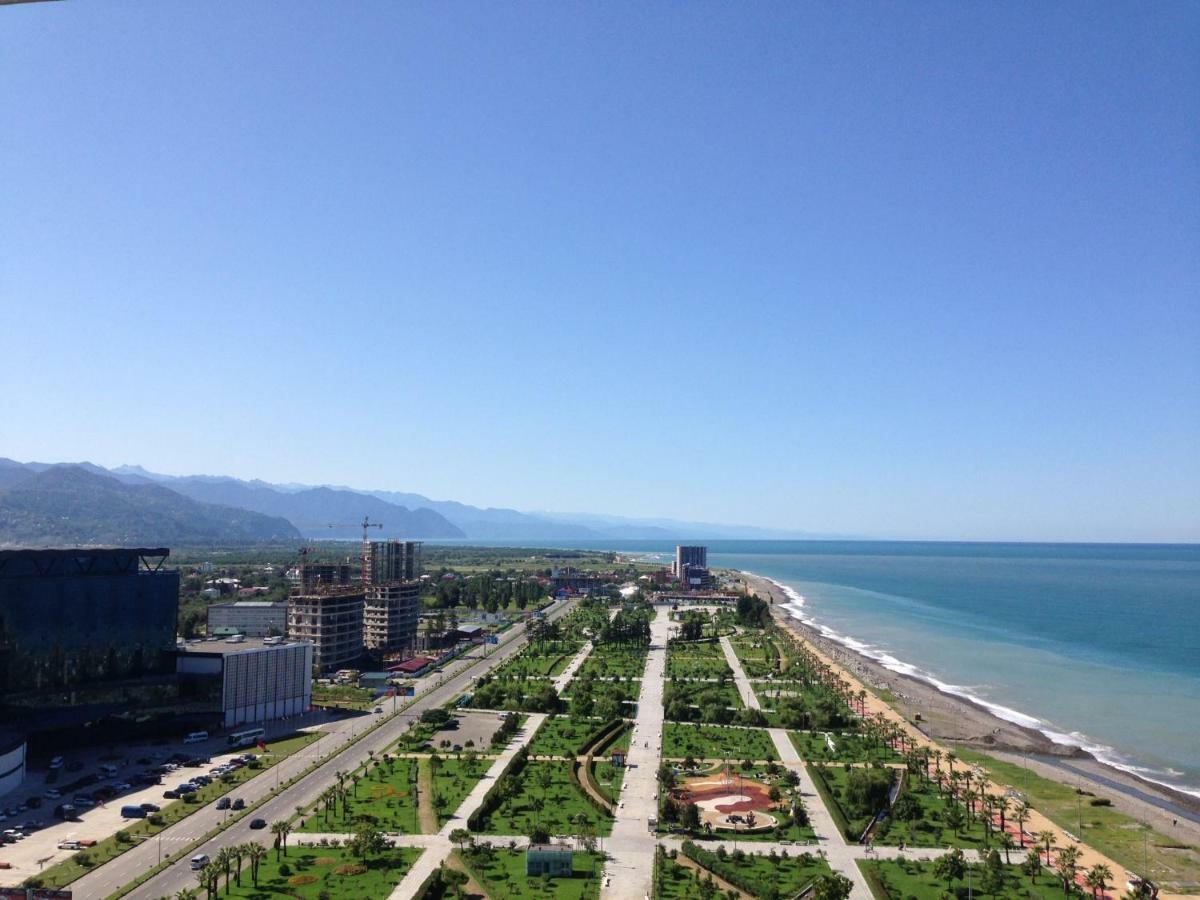 Coast Batumi Apart Hotel Exteriör bild